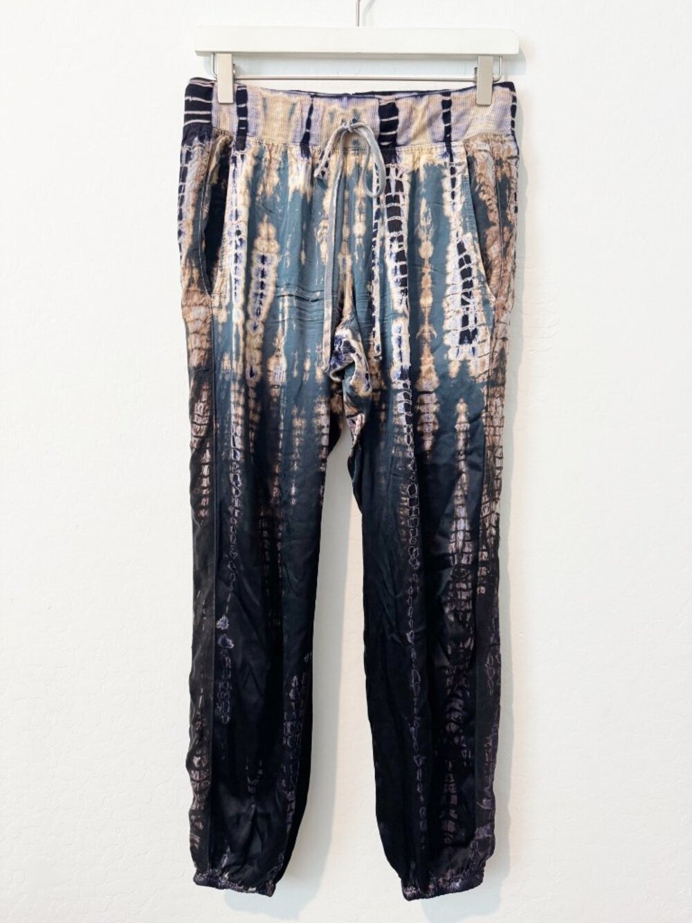 Hard Tail Satin Tie Dye Pants Size Small Pull On Eclectic Hippie Artsy Boho Edgy